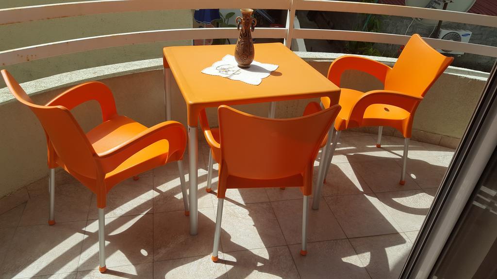 Summer Sea Apartment Budva Exteriör bild